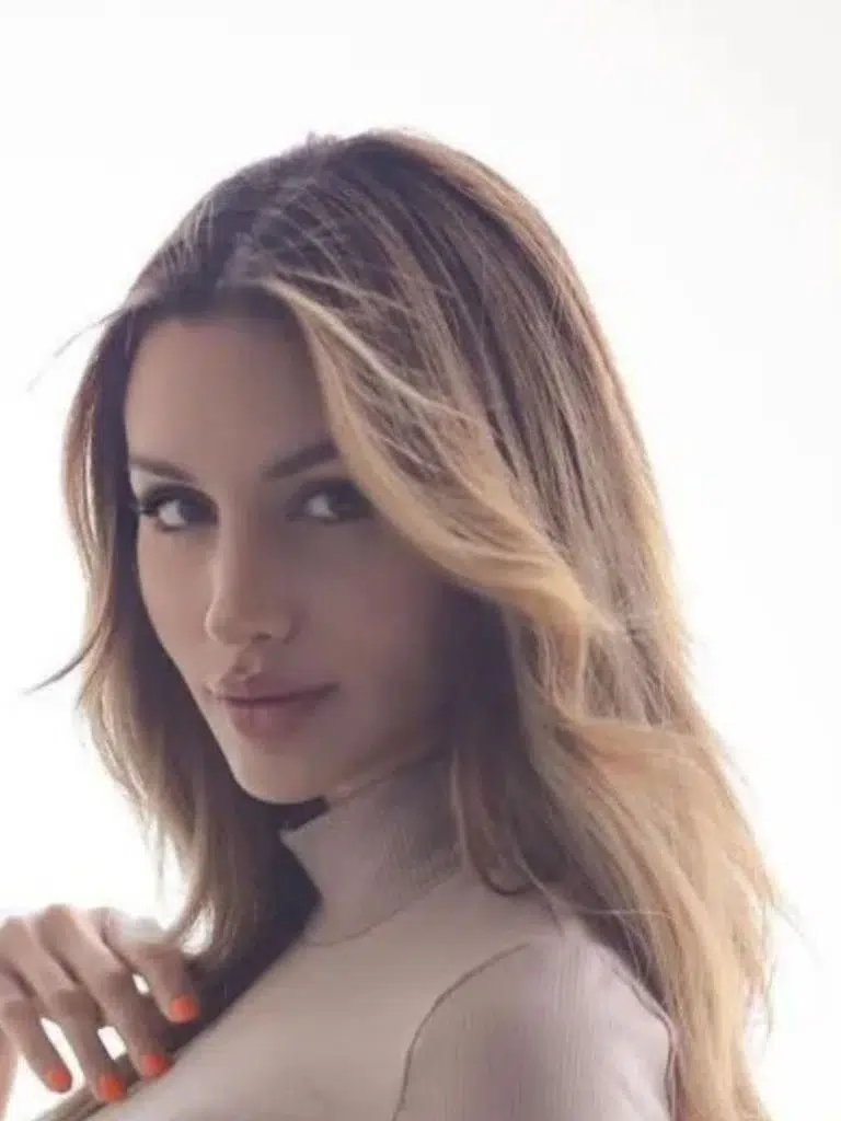 Vanessa Sierra Biography: Wiki, Age, Career, Height, Weight, Boyfriend, Net Worth & More